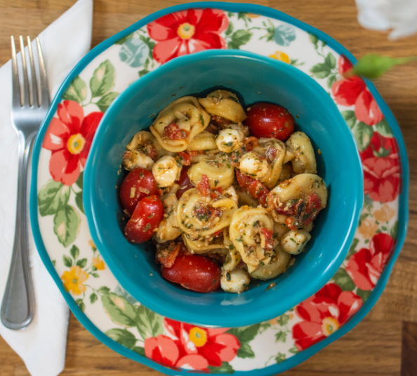 Pesto Tortellini Pasta Salad