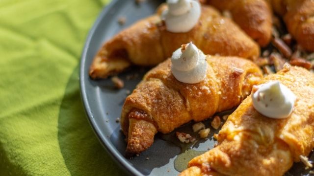 Pumpkin Pie Roll-ups