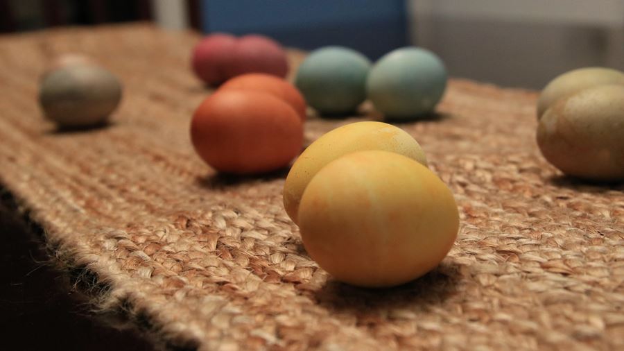 Naturally Dyed Easter Eggs Naturally Dyed Easter Eggs